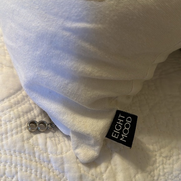 NWOT Nordstrom Eight Mood ‘Soul Mate’ Throw Pillow OS - Picture 5 of 10